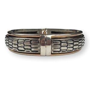 Fish Scale Cuff Bracelet Etched Clamper Dark Silver Tone Tapered Oval Vintage 7"